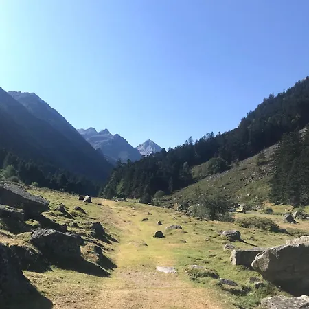 5 Personnes Proche Centre Et Thermes 코트레